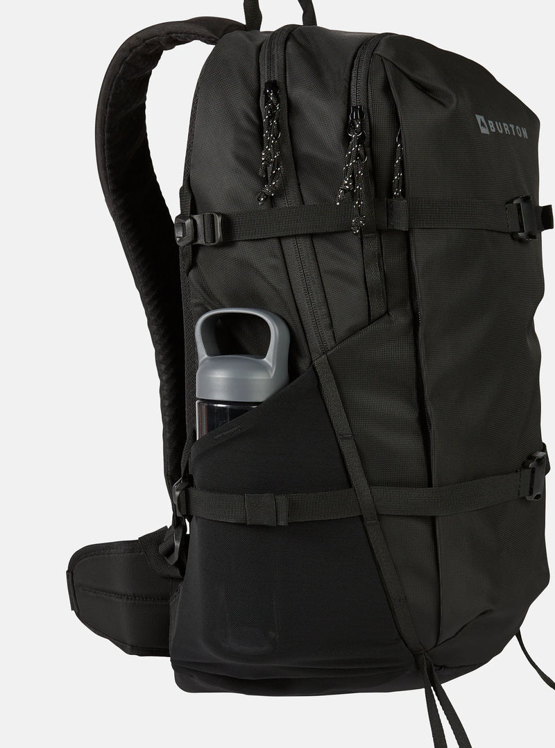 Load image into Gallery viewer, Burton Unisex Day Hiker 2.0 30L Backpack True Black 15285112001
