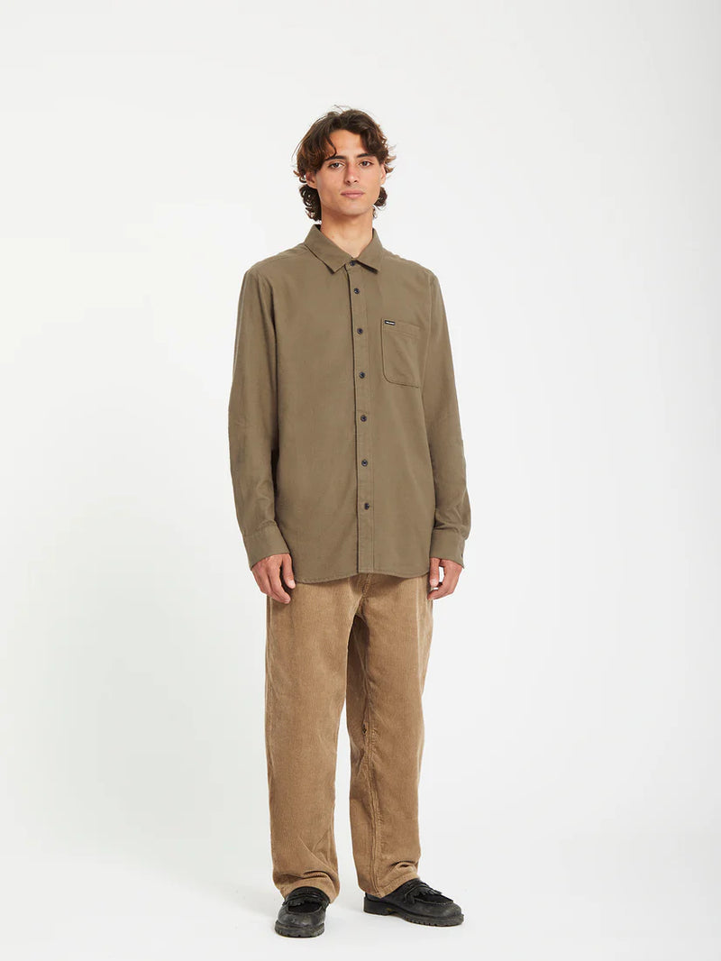 Load image into Gallery viewer, Volcom Men&#39;s Caden Solid Shirt Wintermoss A0532408_WMS
