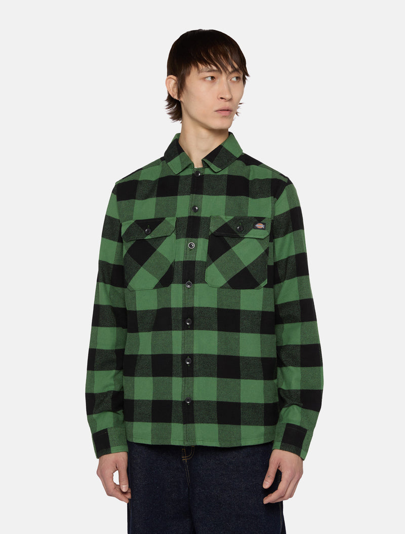 Load image into Gallery viewer, Dickies Men&#39;s Sacramento Shirt Green DK0A4XDZK17
