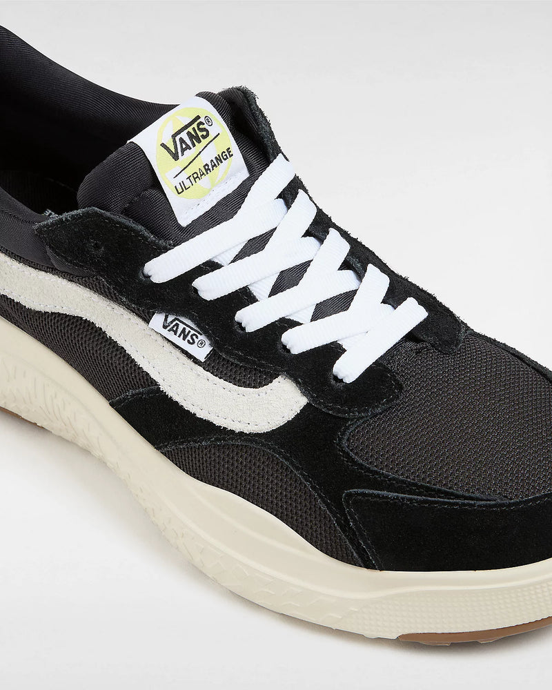 Load image into Gallery viewer, Vans Unisex MTE UltraRange Neo VR3 Shoes Black/White VN000BCEBA2
