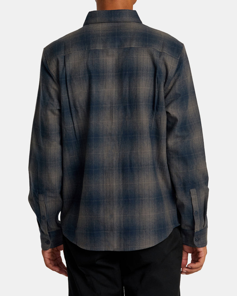 Load image into Gallery viewer, RVCA Men&#39;s Dayshift Flannel Shirt Smoke AVYWT00505-SMK
