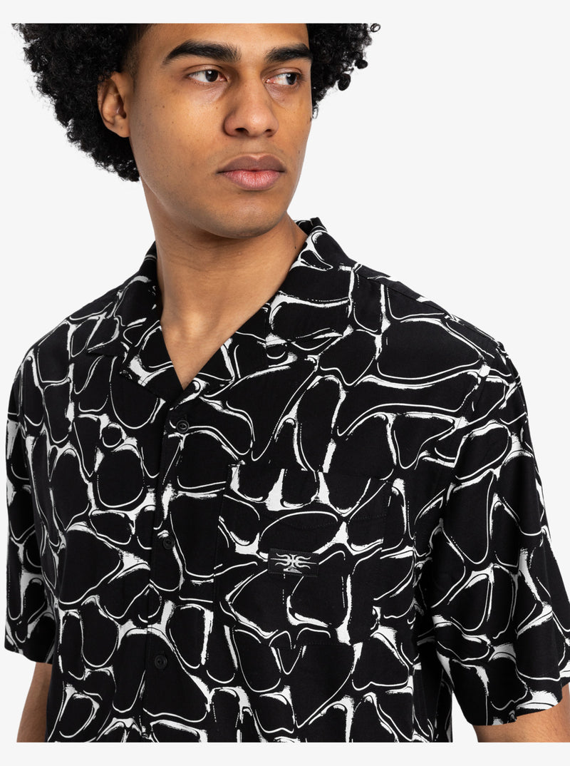 Load image into Gallery viewer, Quiksilver Men&#39;s Mercury Chrome Short Sleeves Shirt Black Mercury Chrome EQYWT04626-KVJ6
