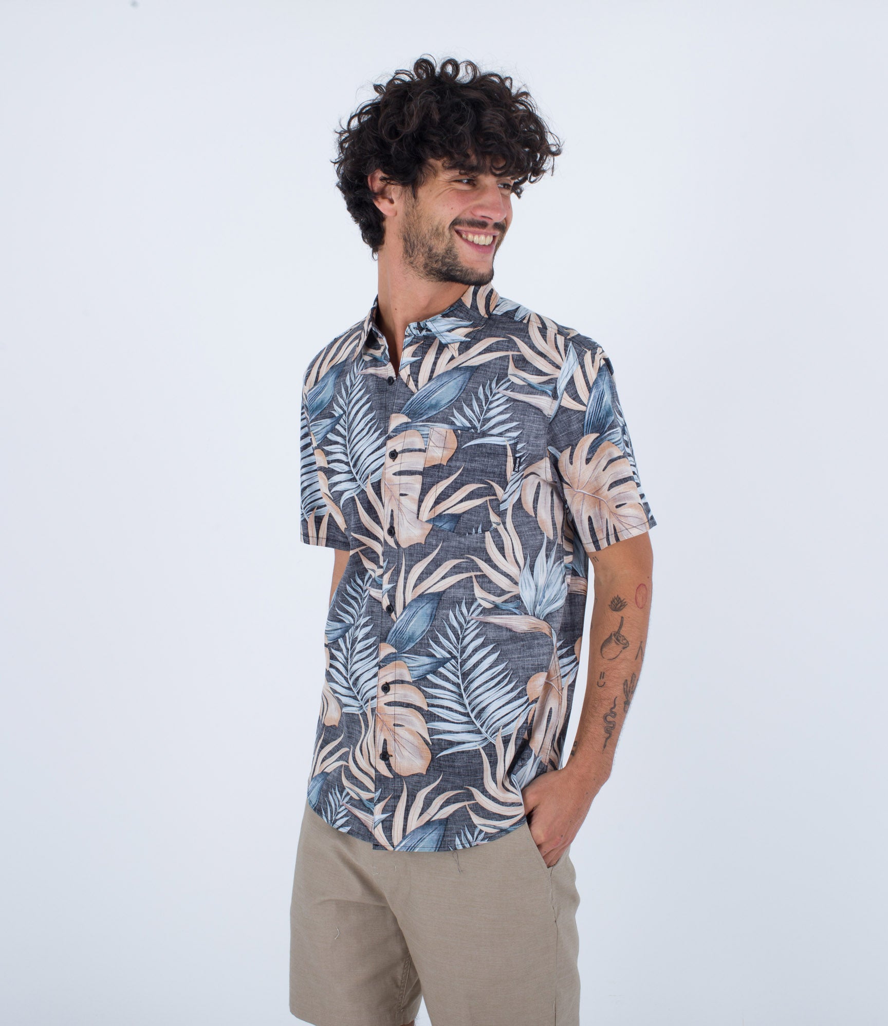 Hurley One And Only Lido Stretch SS Shirt Black MVS0005570-H010 – Zero ...